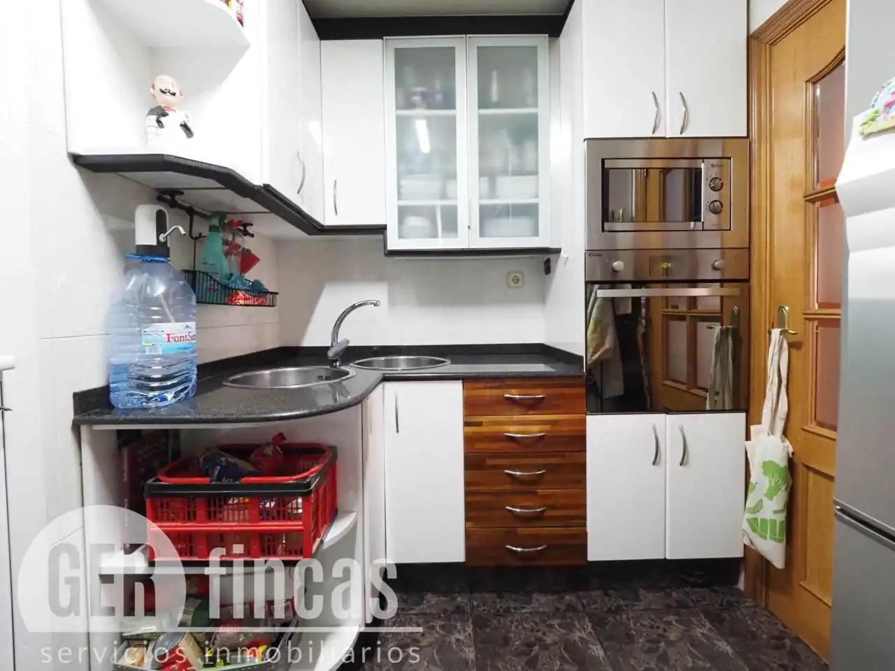 Küche von Wohnung zum Verkauf in Terrassa mit Heizung und Alarm