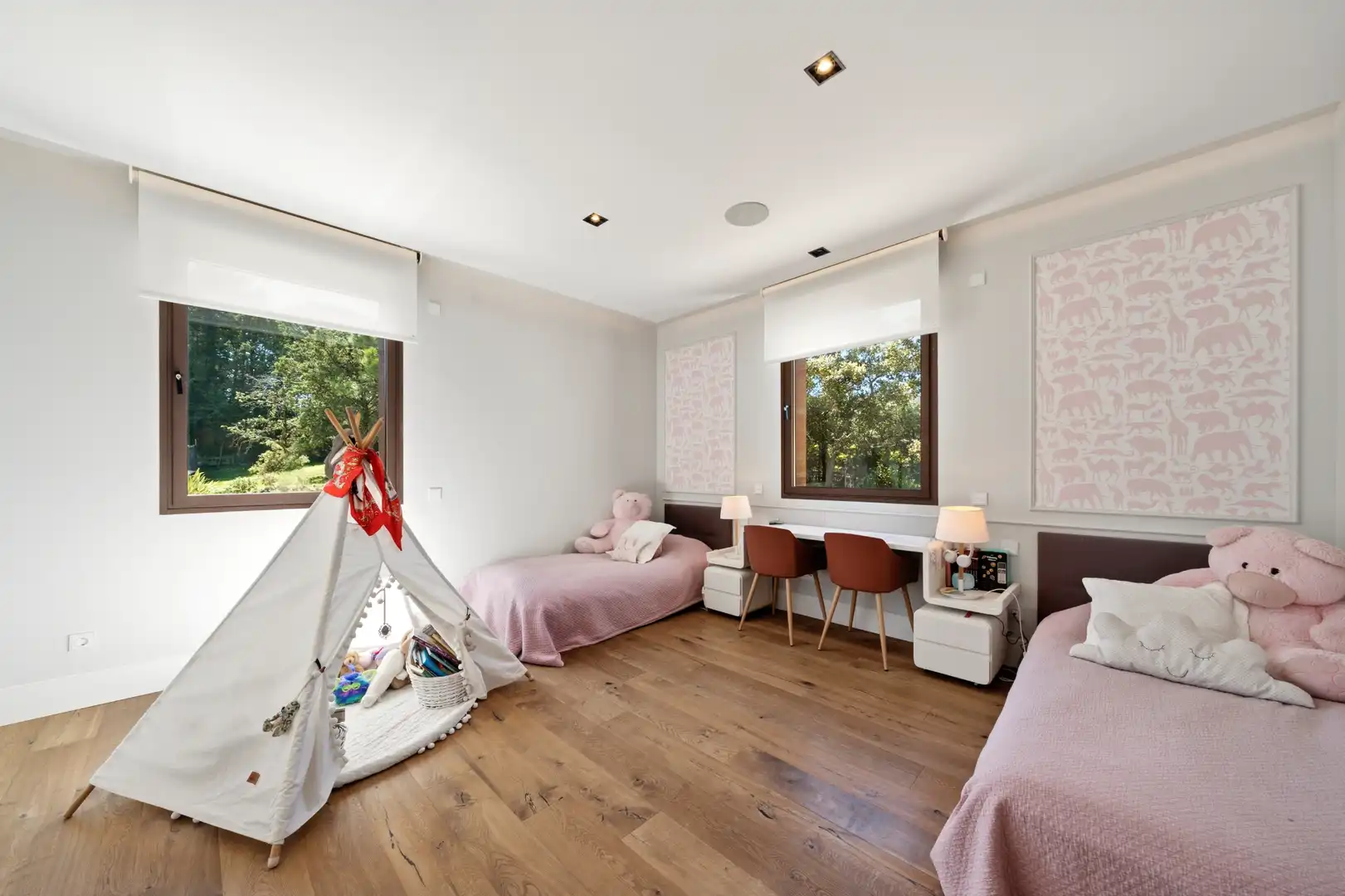 Habitación de Casa o chalet en venta en Las Rozas de Madrid con Aire acondicionado, Calefacción y Jardín privado