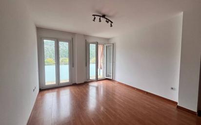 Living room of Flat for sale in El Pont de Vilomara i Rocafort  with Air Conditioner, Parquet flooring and Balcony