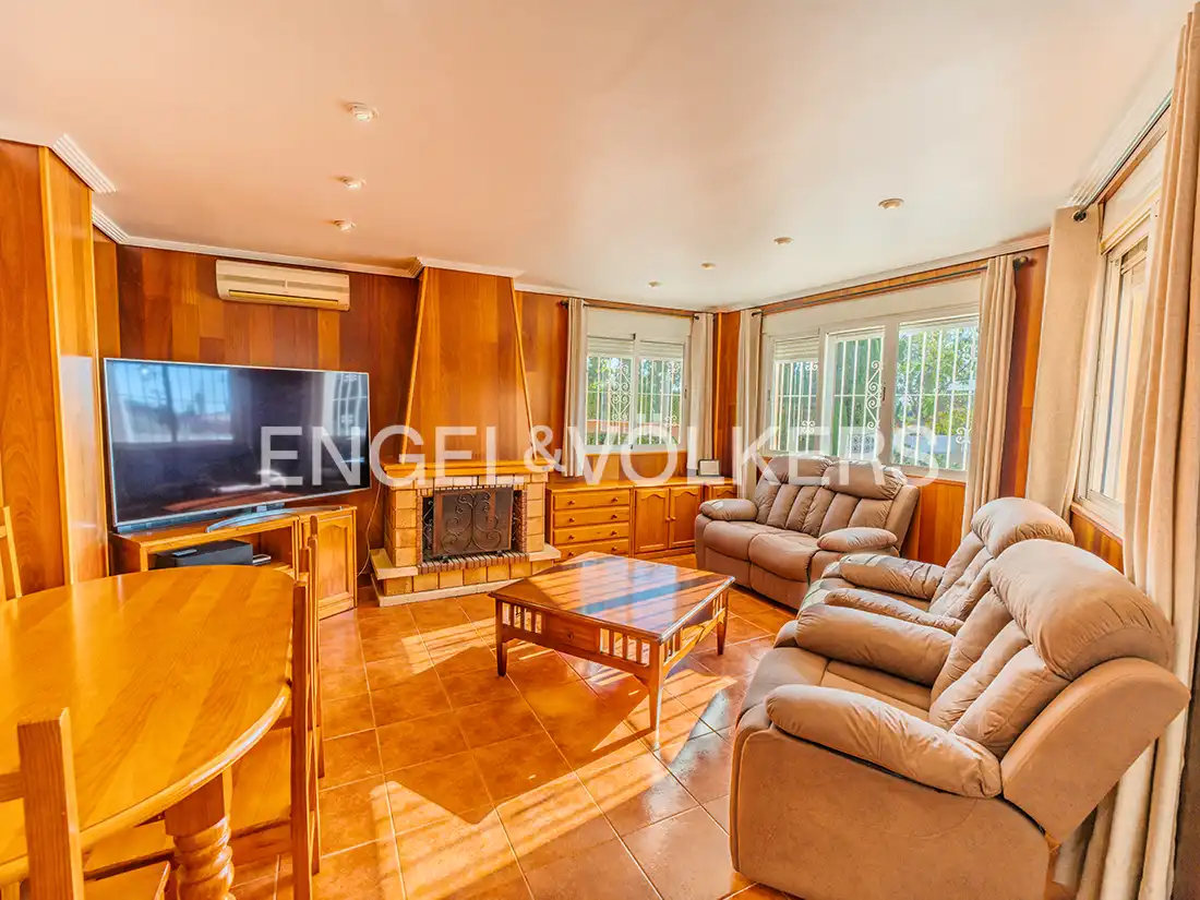 Sala de estar de Casa o chalet en venta en Mutxamel con Aire acondicionado, Calefacción y Jardín privado
