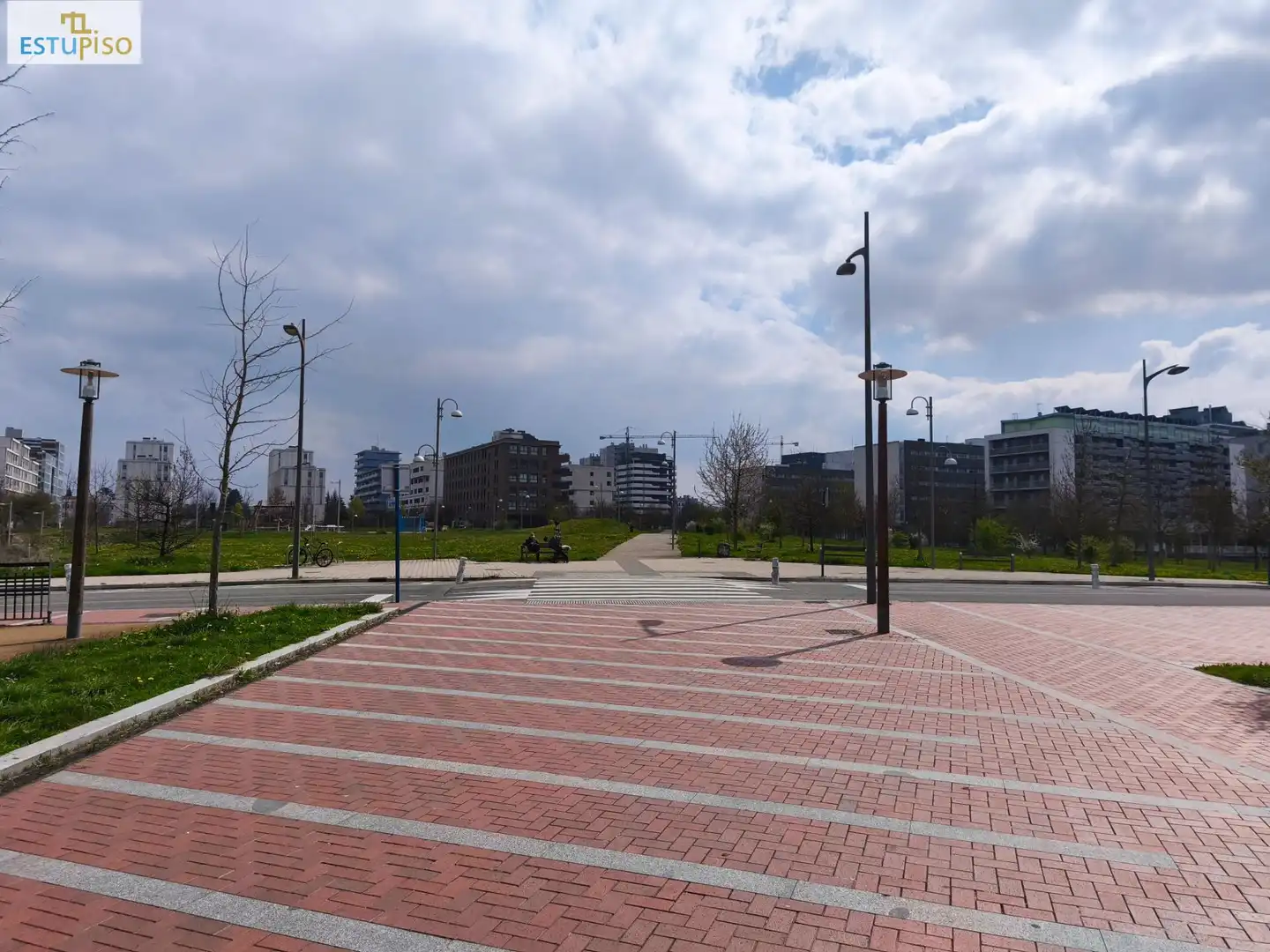 Piso en venta en Calle CEFERINO URIEN, Ali Gobeo