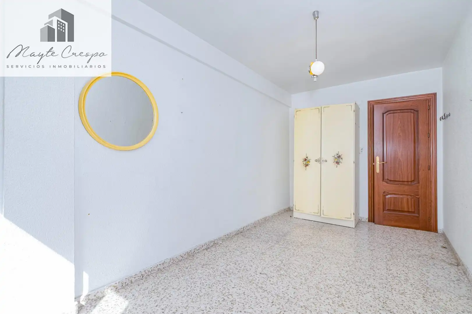 Habitación de Piso en venta en Granada con Aire acondicionado y Balcón