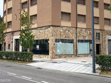 Gewerbefläche zur Miete in Lugones