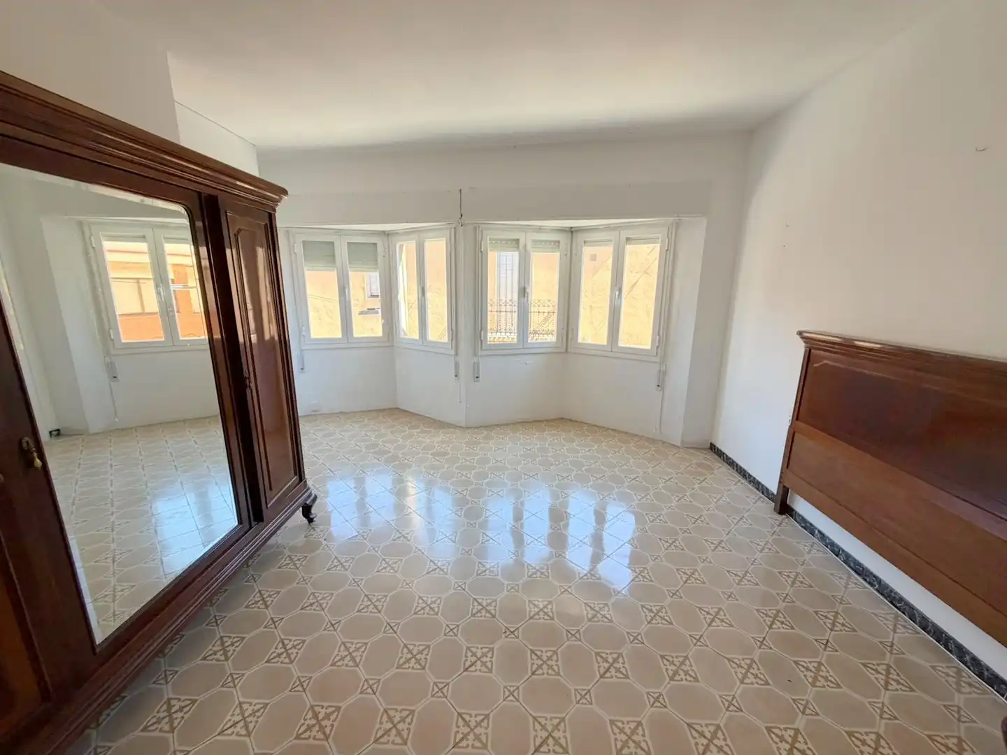 Habitación de Piso en venta en El Prat de Llobregat con Calefacción y Terraza