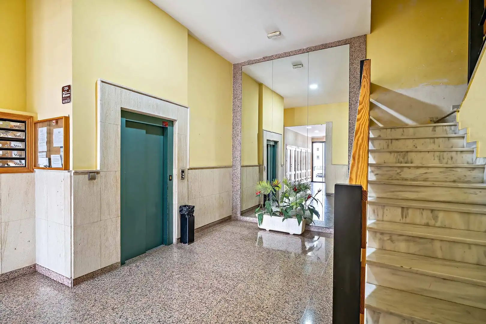 Flat for sale in Roquetas de Mar  with Air Conditioner, Parquet flooring and Terrace