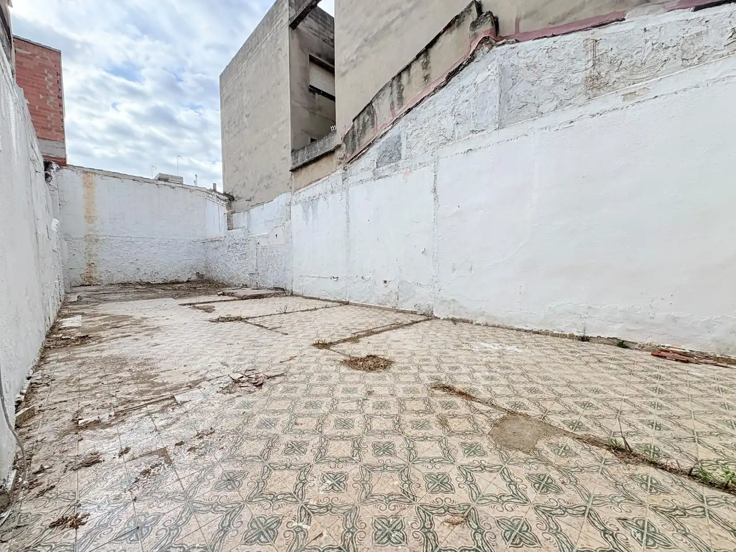 Wohnbaugrundstück zum Verkauf in Calle Calle Hort