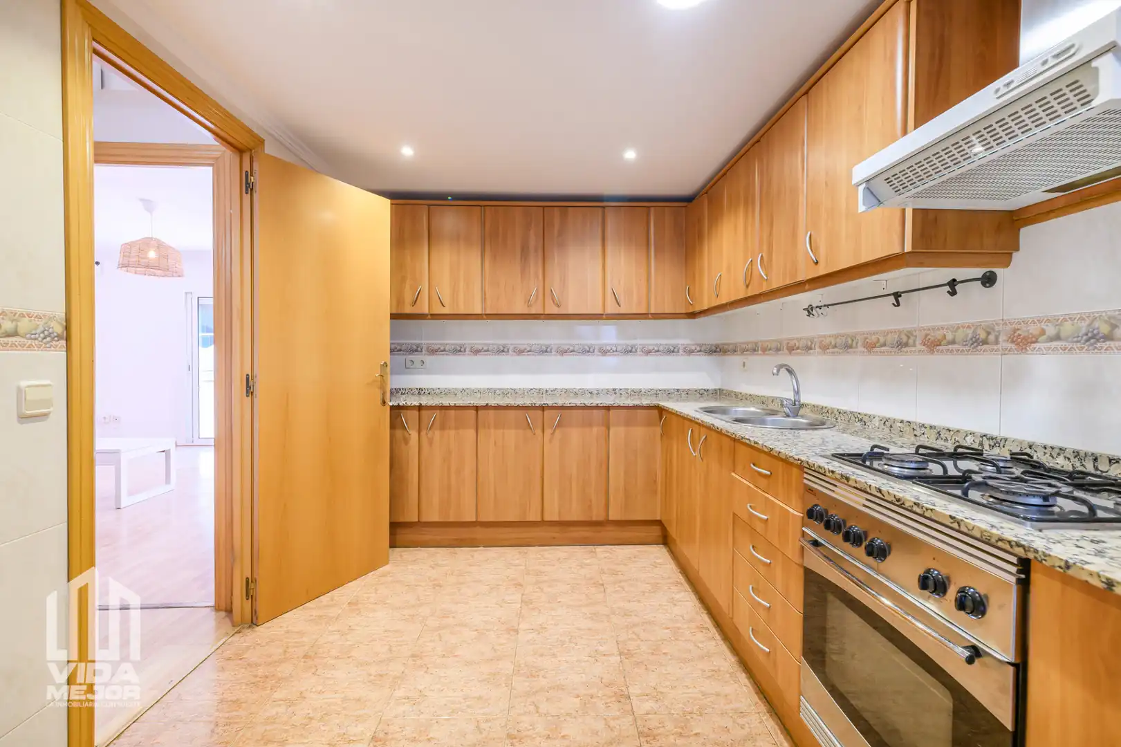 Cuina de Pis en venda en Vilanova i la Geltrú amb Parquet i Balcó