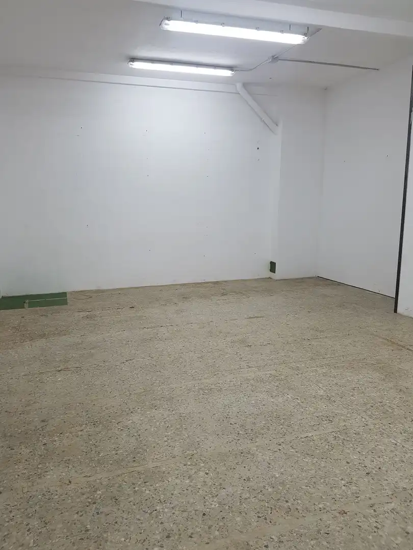 Business premises for sale in Carrer Aneto 5, imagen 6