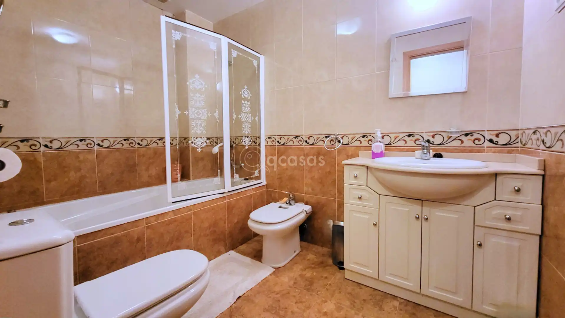 Bathroom of Apartments for sale in Benalmádena  with Air Conditioner, Heating and Terrace