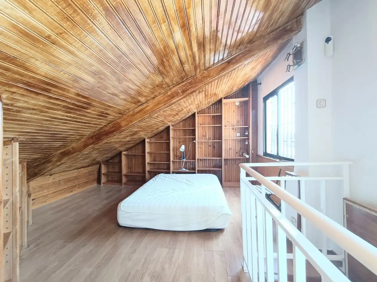 Habitación de Ático de alquiler en Madrid con Aire acondicionado y Terraza