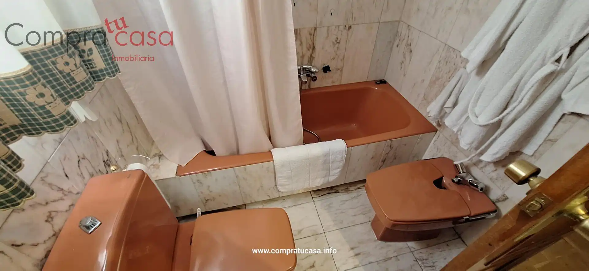 Bathroom of Attic for sale in Segovia  with Heating, Parquet flooring and Terrace