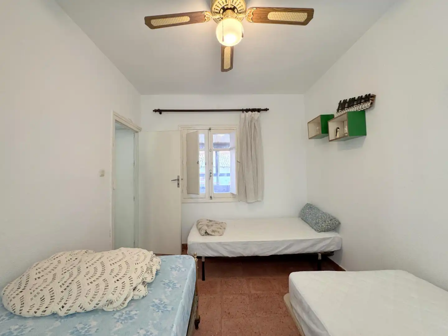 Bedroom of Country homes for sale in Poyales del Hoyo  with Air Conditioner, Terrace and Storage room