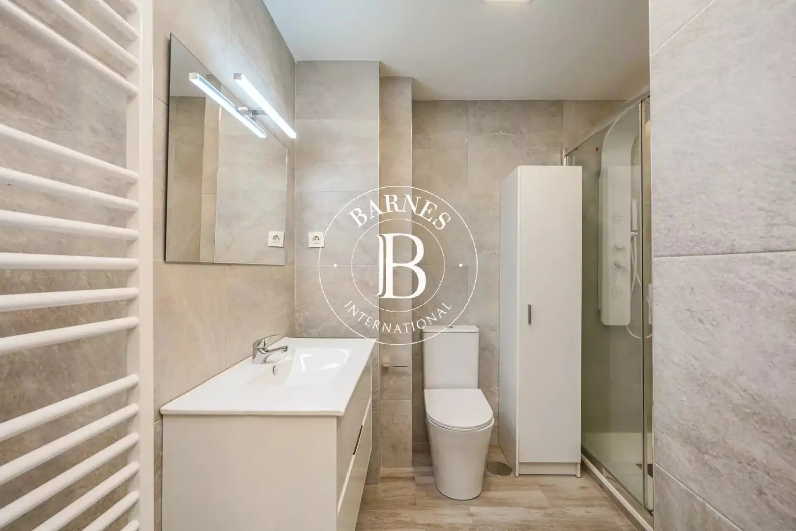 Baño de Estudio de alquiler en Madrid con Aire acondicionado, Calefacción y Amueblado