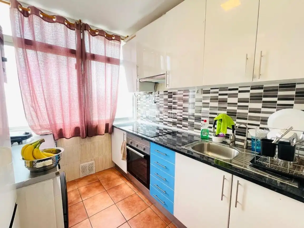 Kitchen of Flat for sale in Fuengirola  with Furnished