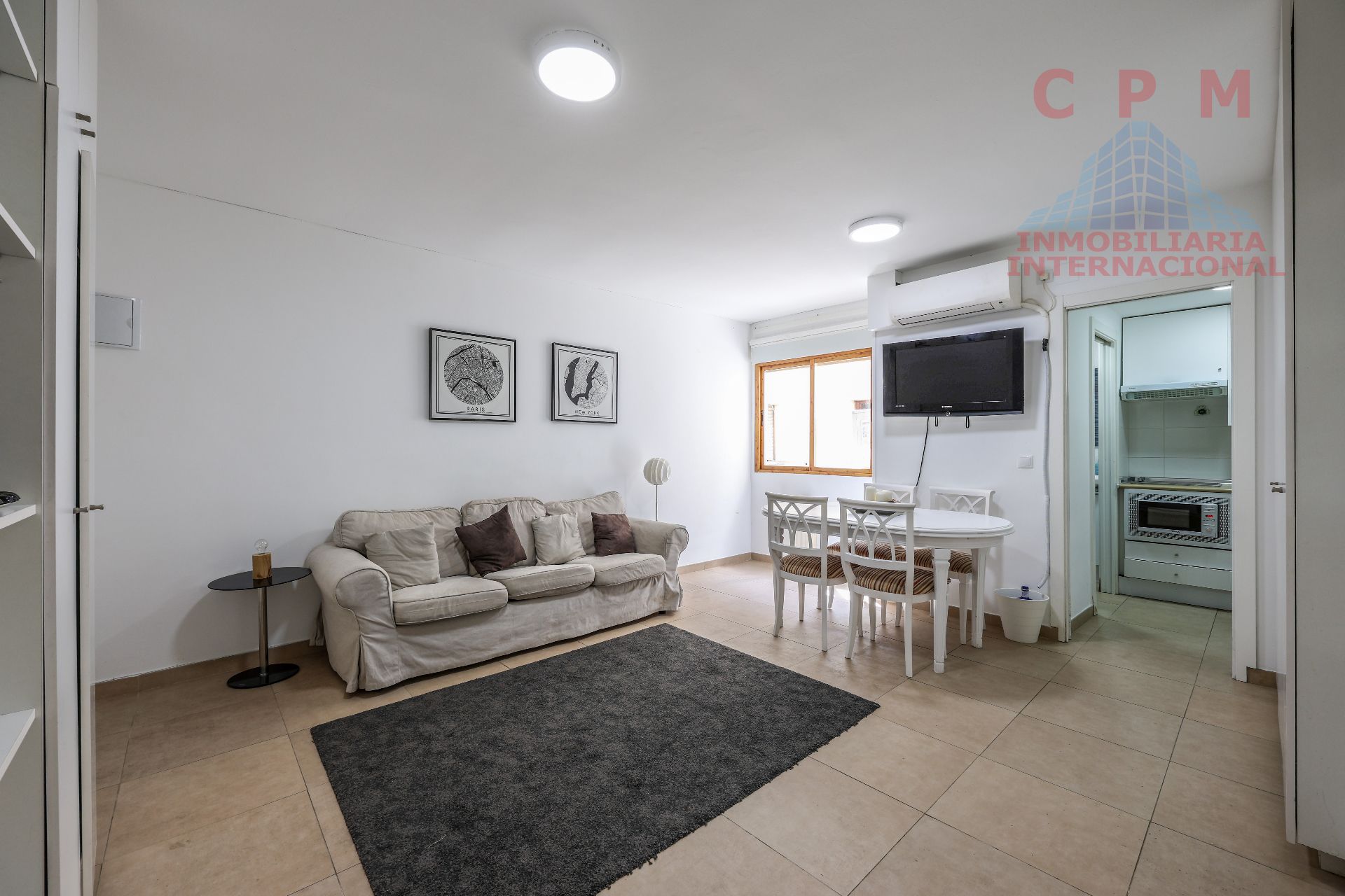 Living room of Study for sale in  Madrid Capital  with Air Conditioner, Heating and Parquet flooring