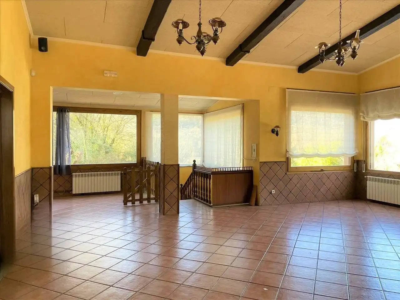 Comedor de Finca rústica en venta en Les Planes d'Hostoles