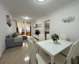 Sala d'estar de Apartament en venda en Granadilla de Abona amb Moblat, Forn i Rentadora