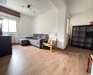 Living room of Flat for sale in  Madrid Capital  with Heating