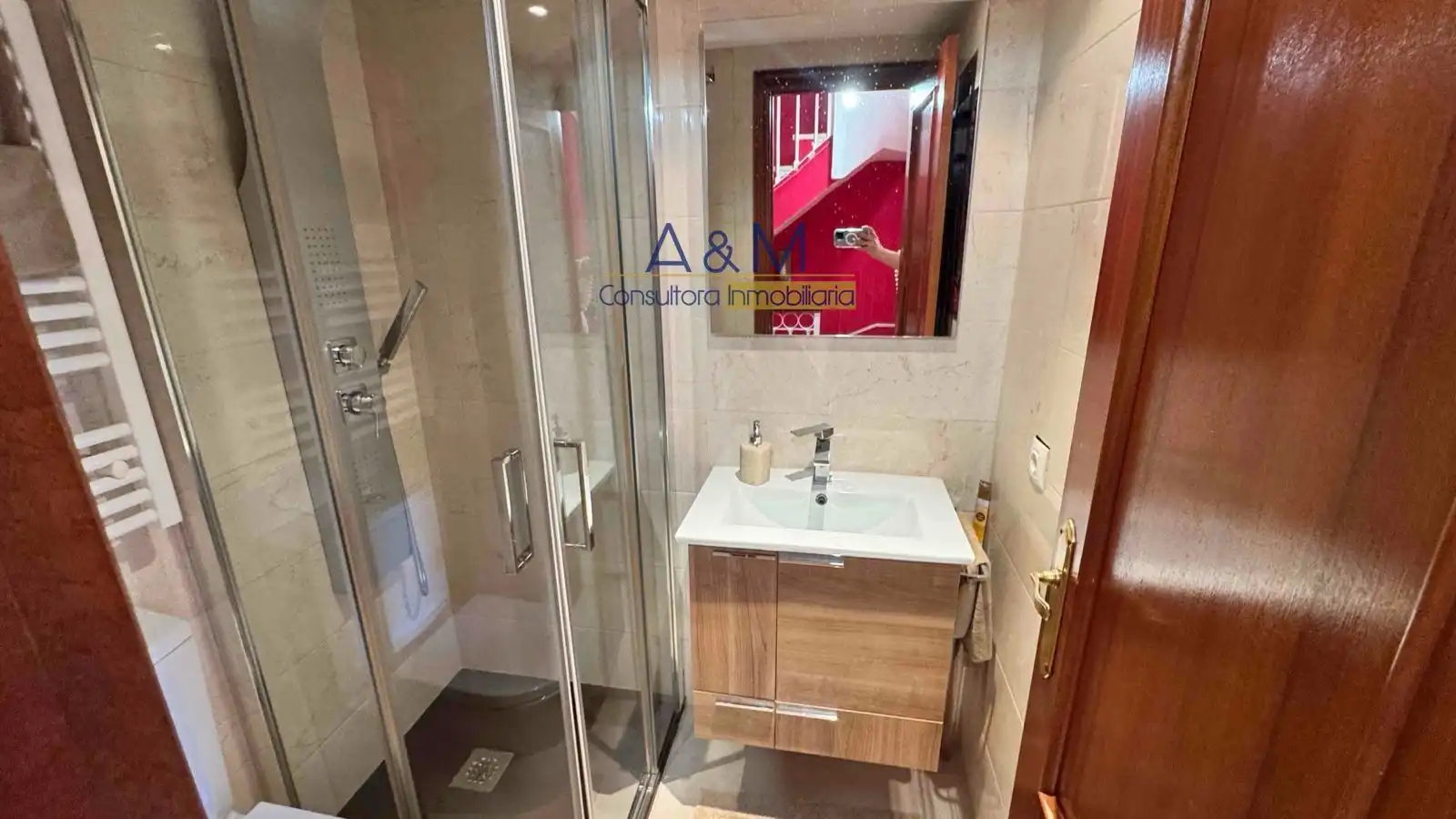 Baño de Casa adosada en venta en Cistérniga con Calefacción, Jardín privado y Terraza