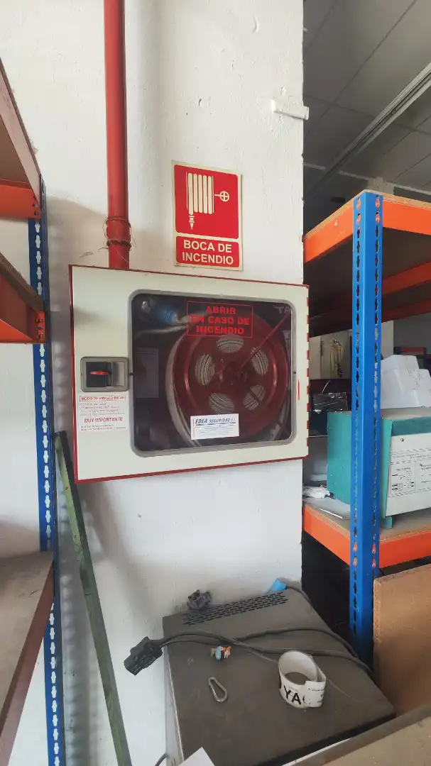Nau industrial en venda a Polígono Pignatelli 27D, imagen 9