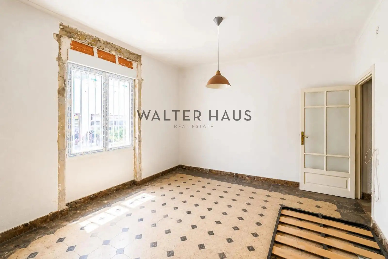 Living room of Flat for sale in Madrid  with Storage room