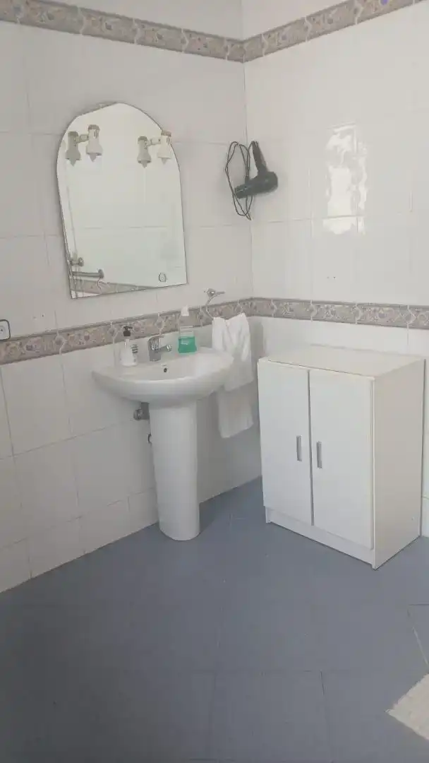Bany de Casa o xalet en venda en Dos Hermanas amb Aire condicionat i Balcó