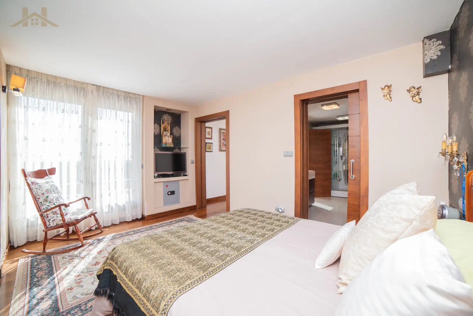 Dormitori de Casa o xalet en venda en Torrelodones amb Aire condicionat, Calefacció i Jardí privat