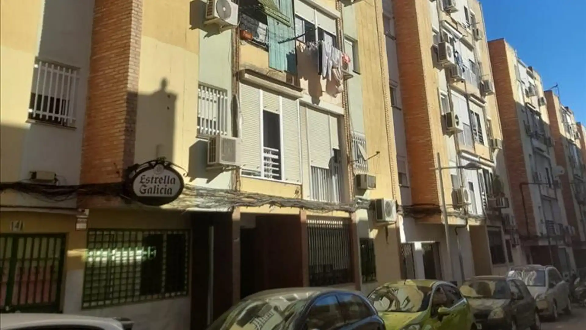 Vista exterior de Piso en venta en Mairena del Aljarafe