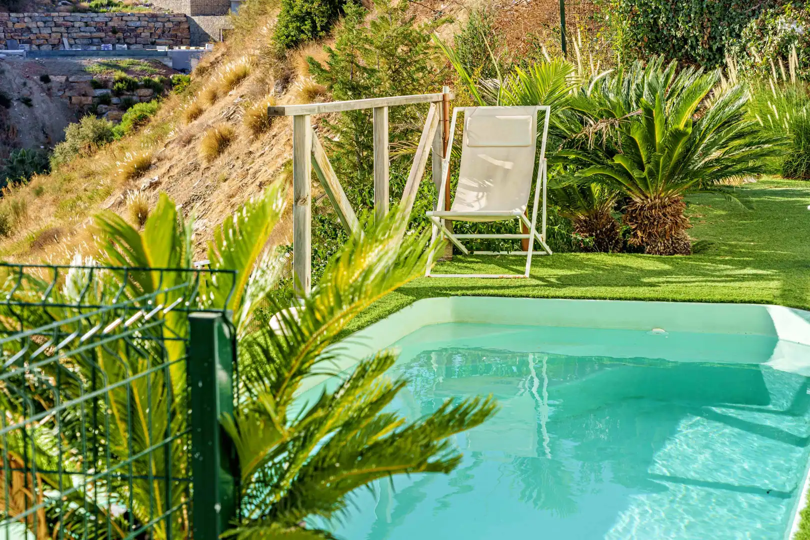 Piscina de Casa adosada en venda en Benalmádena amb Aire condicionat, Jardí privat i Terrassa