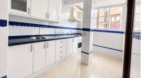 Foto 5 de Piso en venta en El Torrejón - El Cerezo, Sevilla Capital