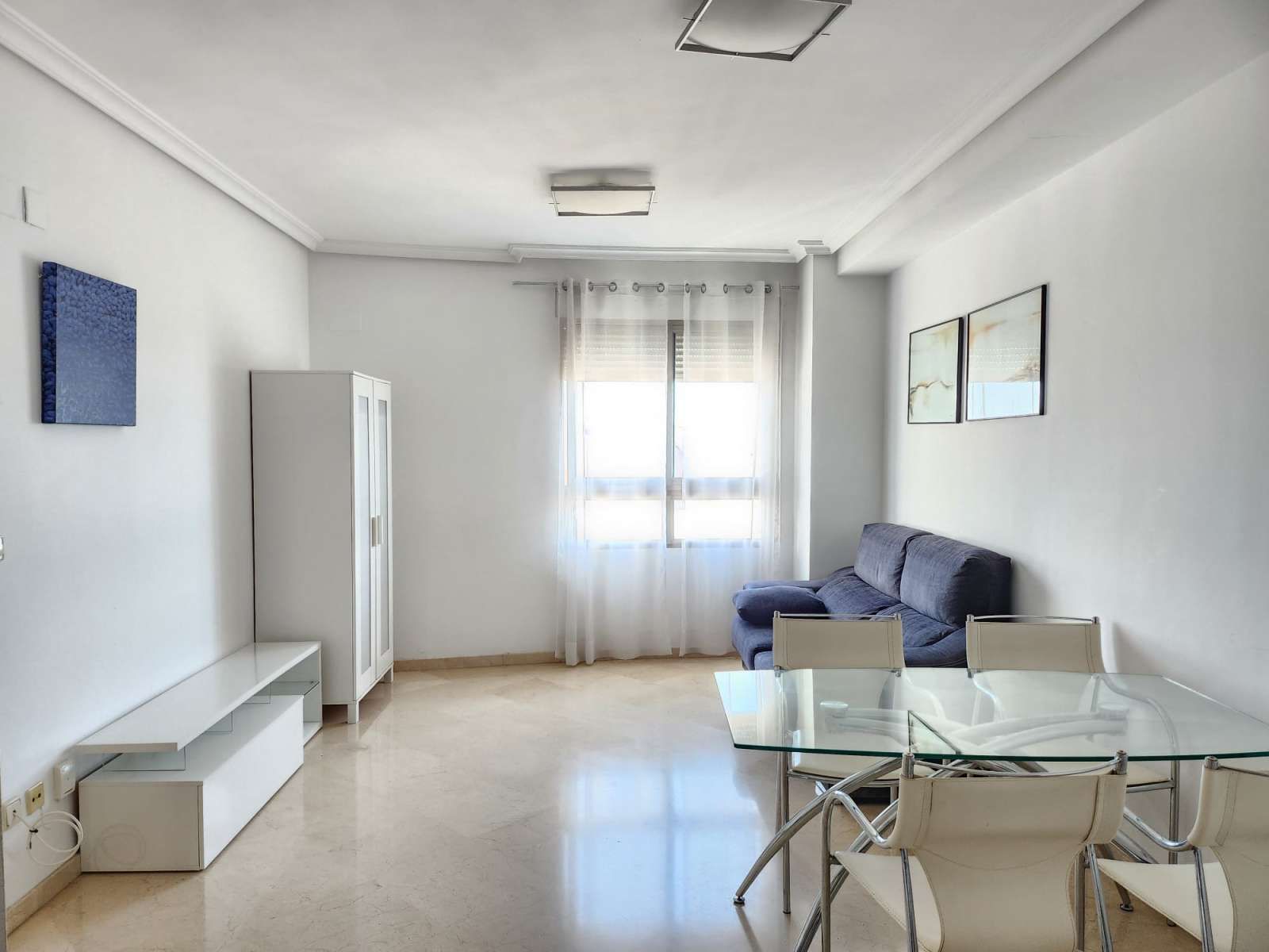 Sala d'estar de Estudi per a compartir en  Valencia Capital amb Aire condicionat i Terrassa