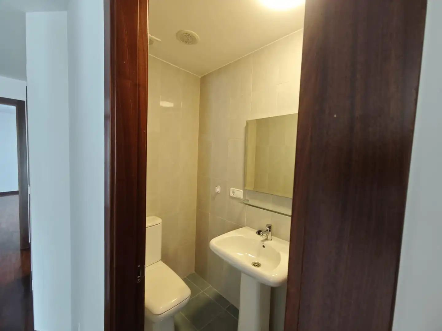 Badezimmer von Wohnung zur Miete in Arteixo mit Terrasse und Abstellraum