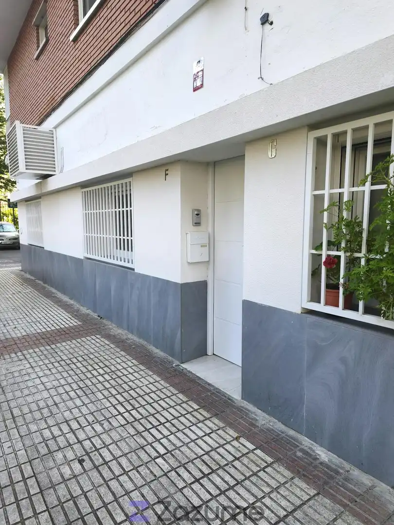 Exterior view of Flat for rent in Torrejón de Ardoz  with Air Conditioner, Heating and Furnished