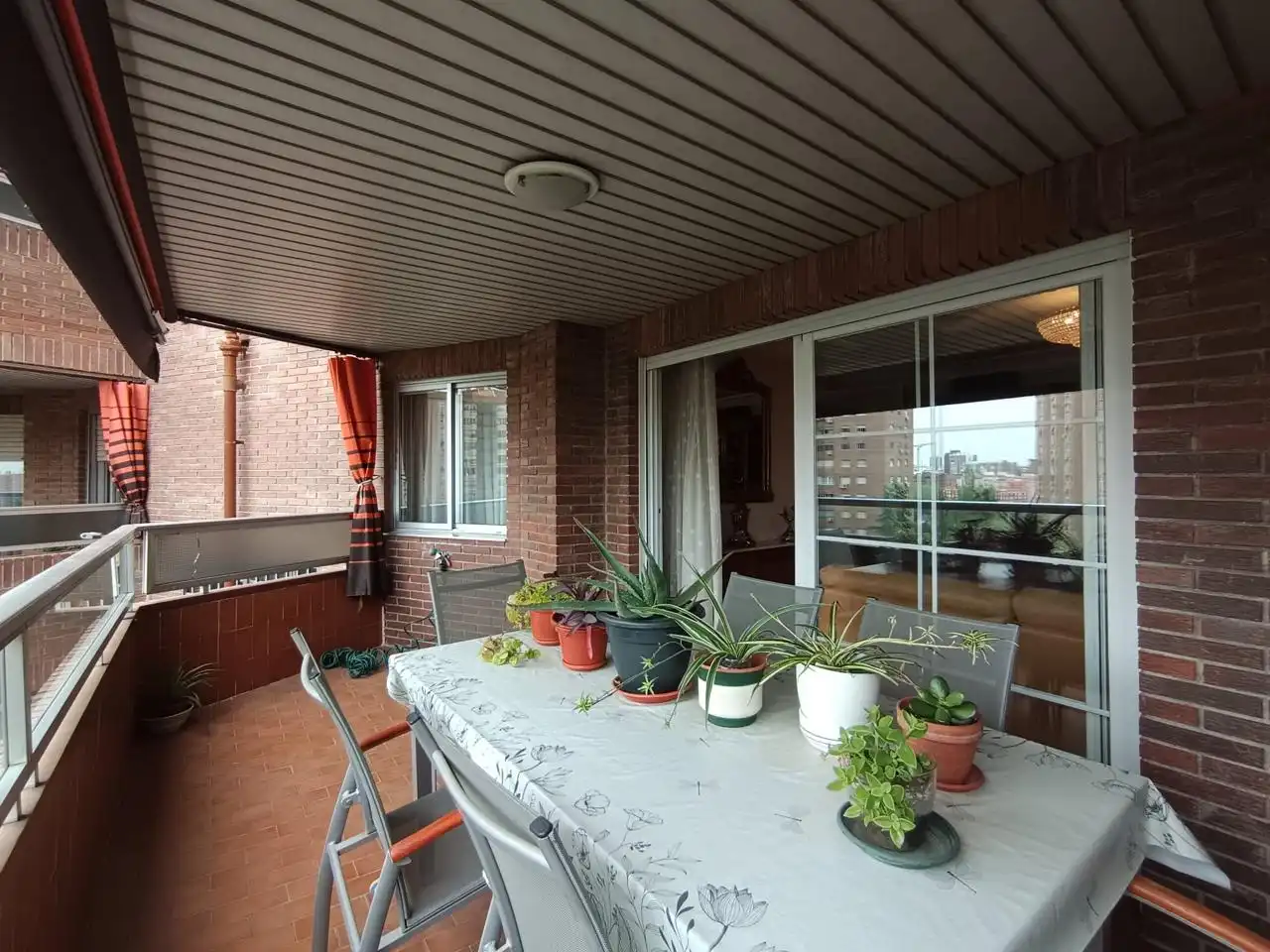 Terraza de Piso en venta en Madrid con Aire acondicionado, Calefacción y Jardín privado