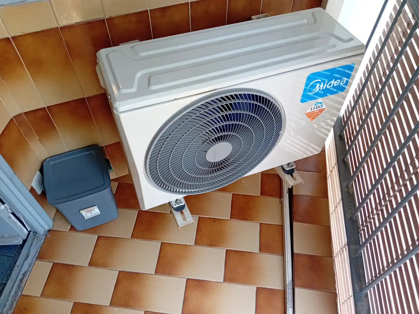 Balcony of Flat for sale in Girona  with Air Conditioner, Heating and Terrace