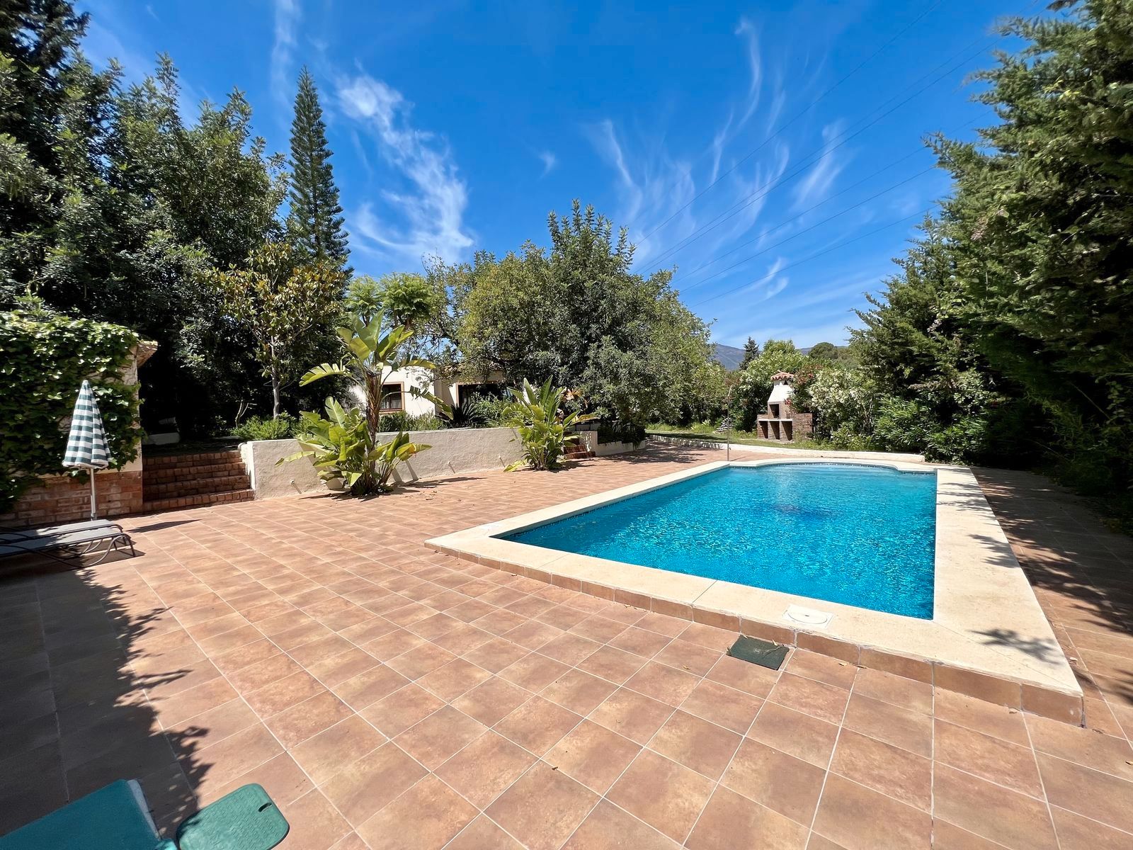 Swimming pool of House or chalet for sale in Estepona  with Air Conditioner, Terrace and Swimming Pool