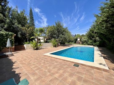 Villa mit Pool zum Verkauf in Urbanizacion Presidente Beach