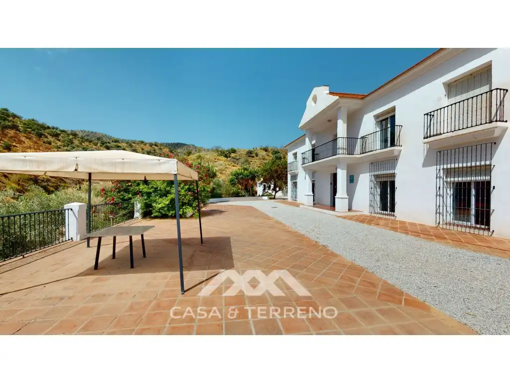 Vista exterior de Local en venta en Macharaviaya con Aire acondicionado