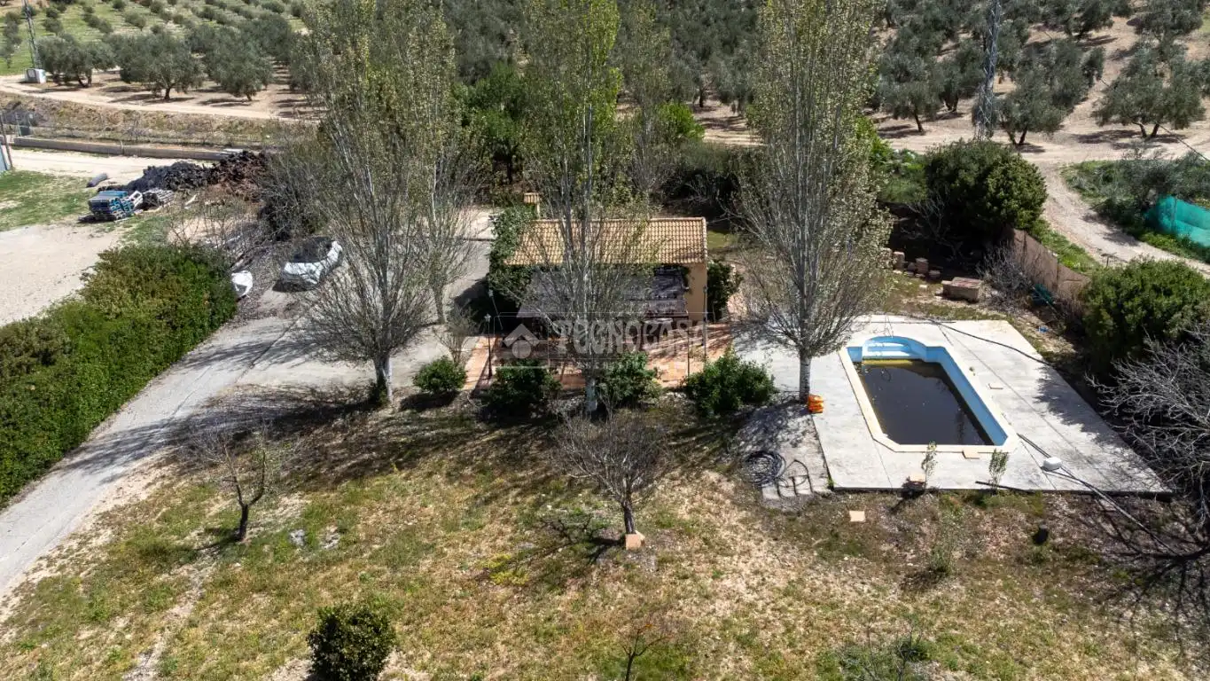 Finca rústica en venda en Iznalloz