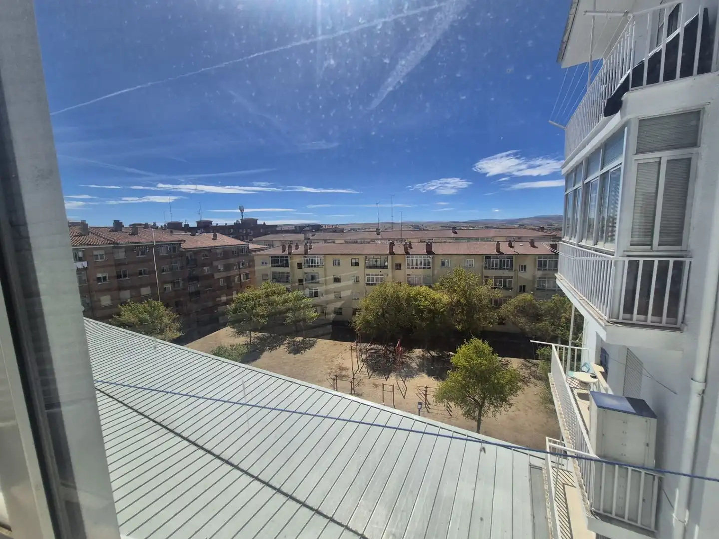Vista exterior de Piso en venta en Ávila con Calefacción, Terraza y Amueblado