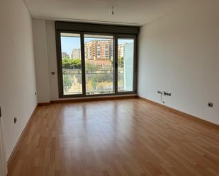 Bedroom of Flat to rent in  Zaragoza Capital  with Air Conditioner, Terrace and Balcony