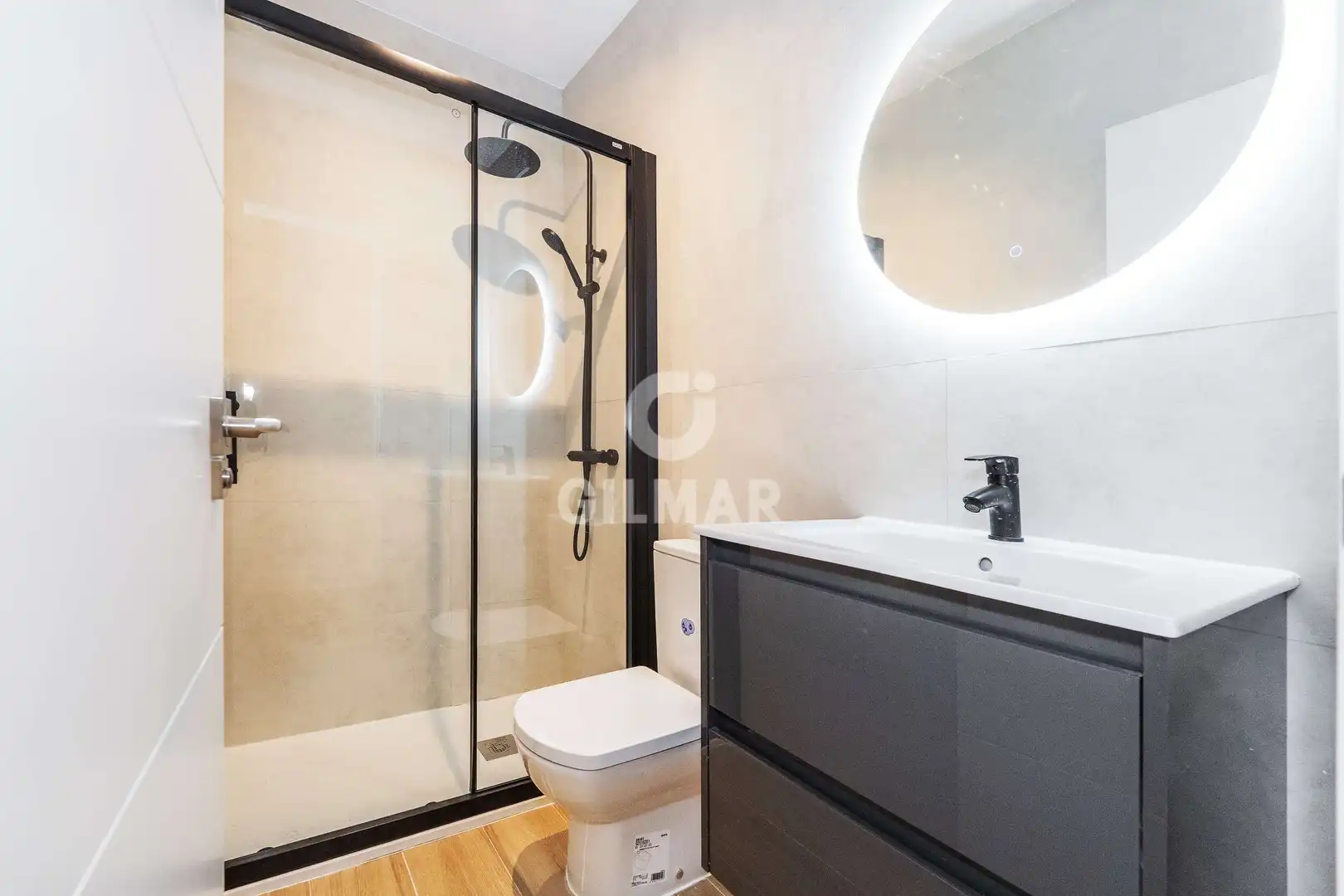 Baño de Piso en venta en Madrid con Calefacción