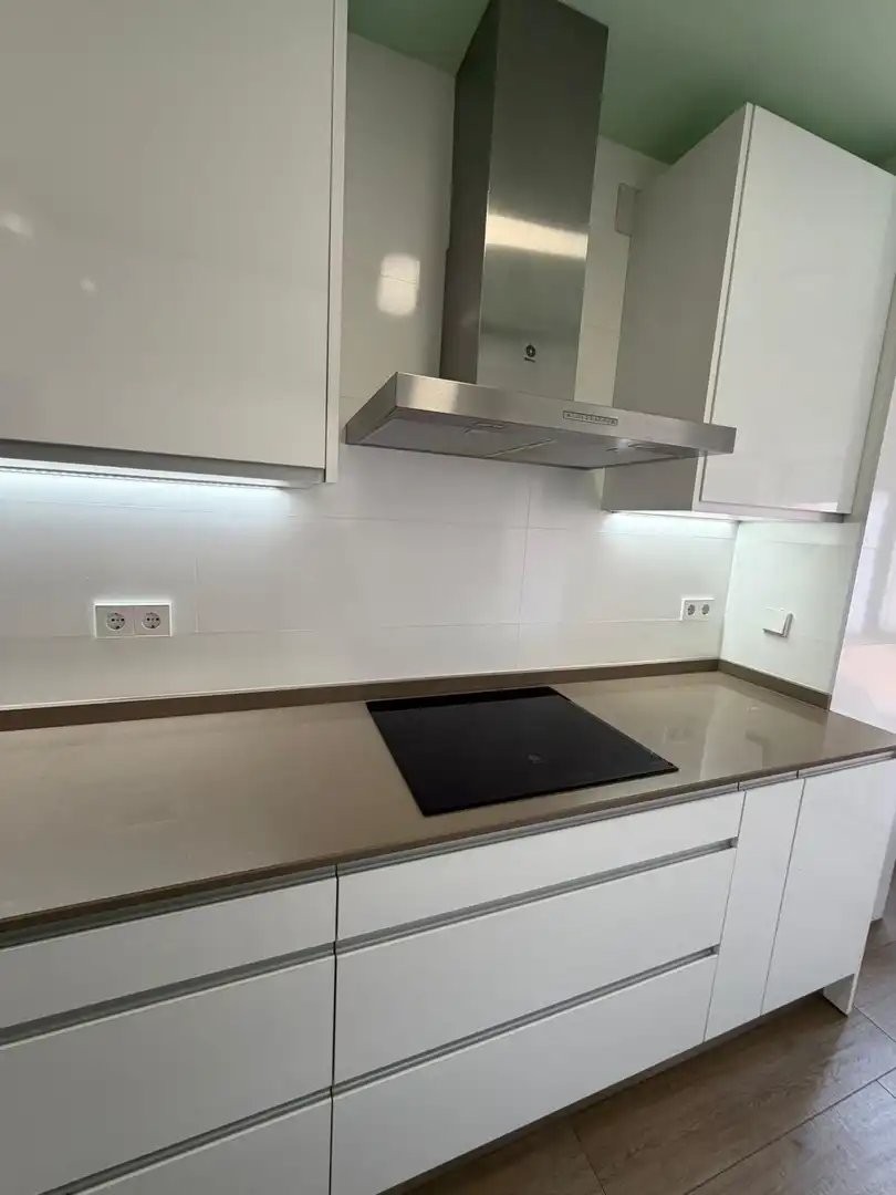 Cocina de Piso de alquiler en Madrid con Aire acondicionado, Calefacción y Parquet