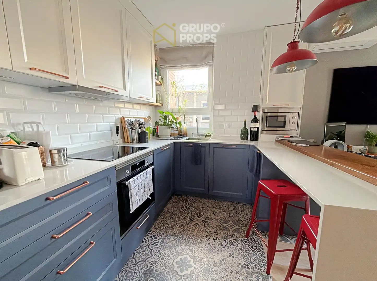Cuina de Apartament en venda en Madrid amb Aire condicionat, Calefacció i Terrassa