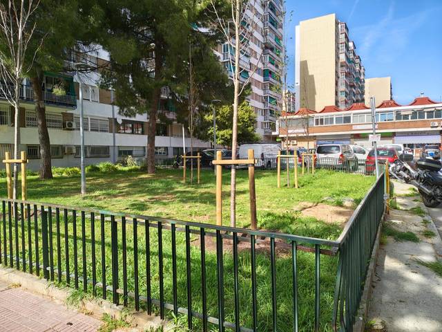 Local comercial en Venta en Bellvitge