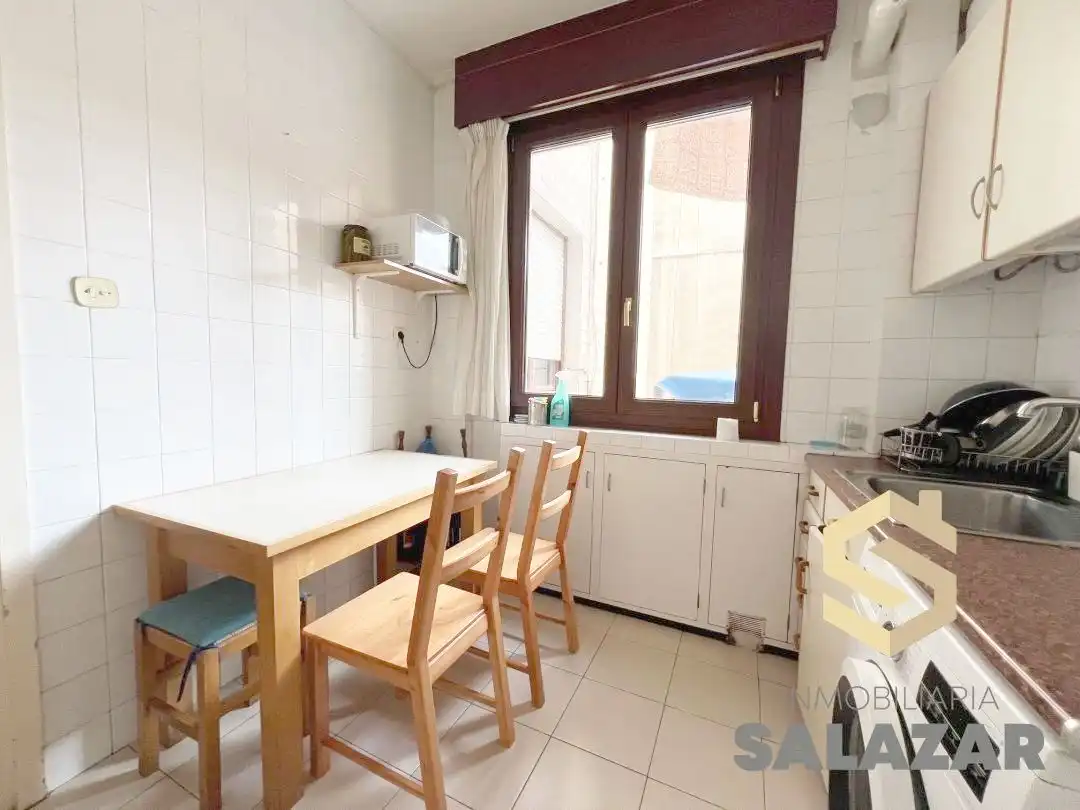 Kitchen of Flat for rent in Bilbao   with Heating, Terrace and Microwave