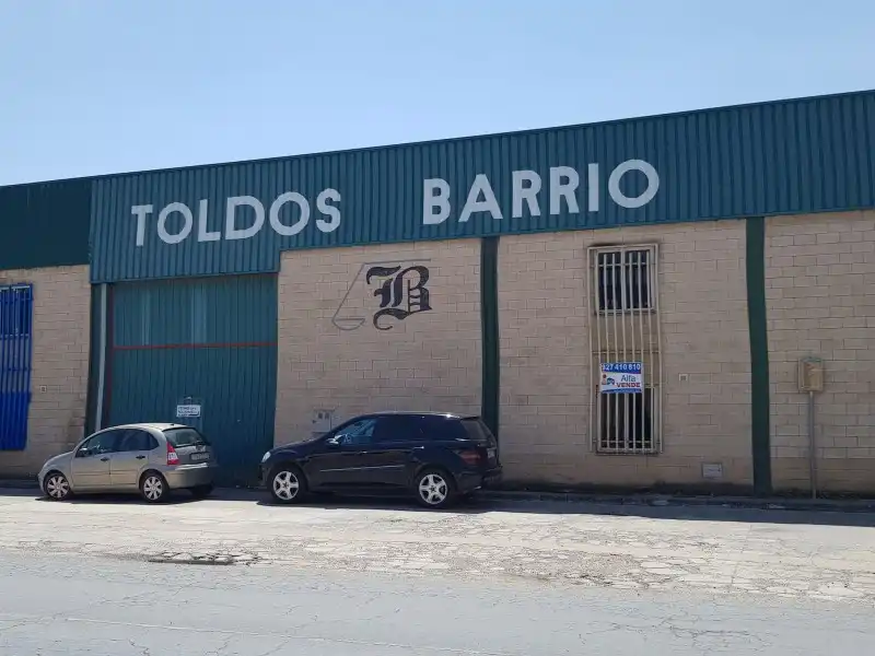 Nau industrial en venda a Zona Sur - Av. de España - San Miguel, imagen 3