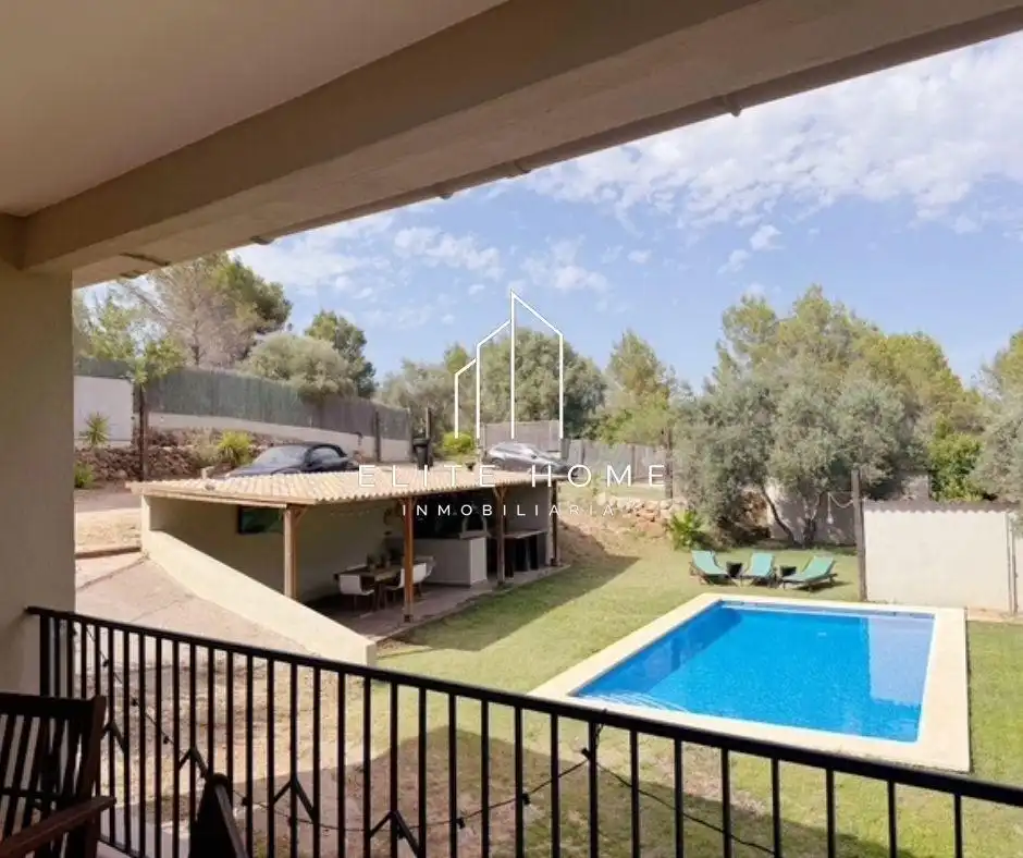 Vista exterior de Casa o xalet en venda en Tales amb Aire condicionat, Calefacció i Jardí privat