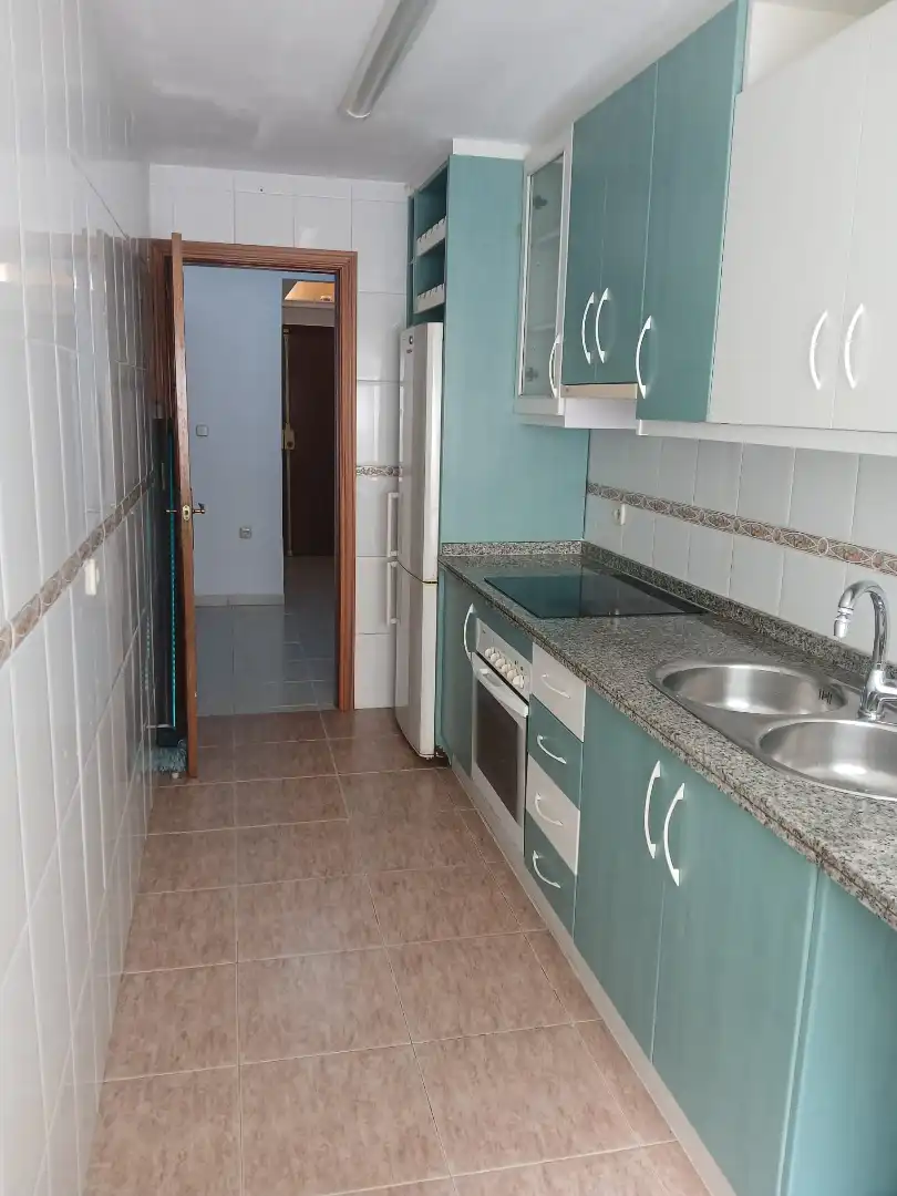 Cocina de Piso en venta en Motril con Aire acondicionado, Trastero y Amueblado