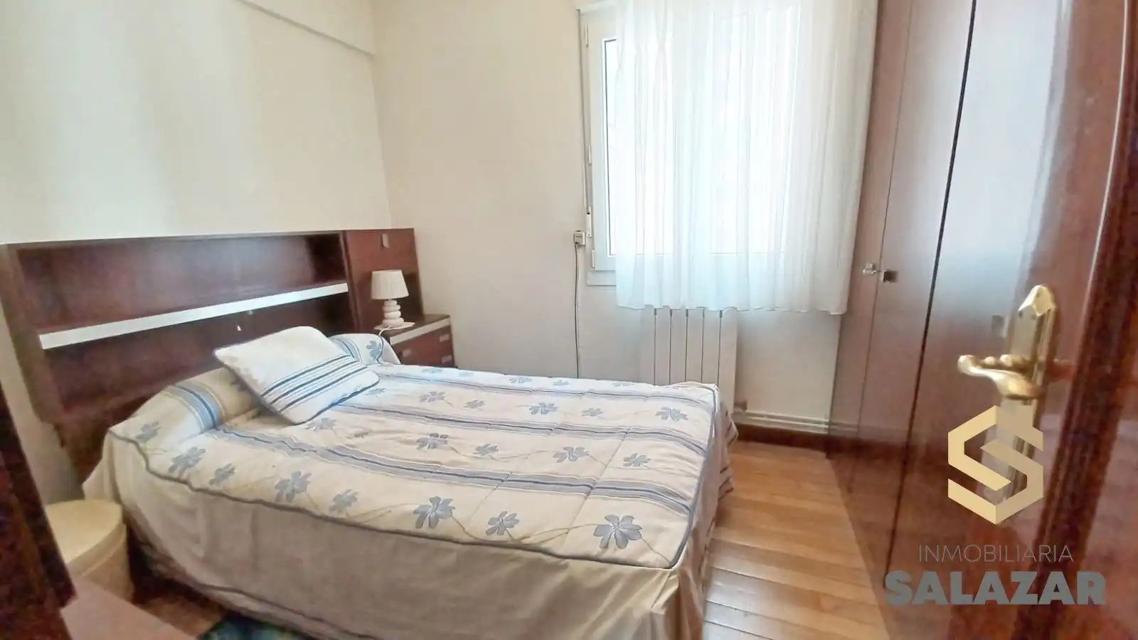 Habitación de Piso de alquiler en Bilbao  con Calefacción y Balcón